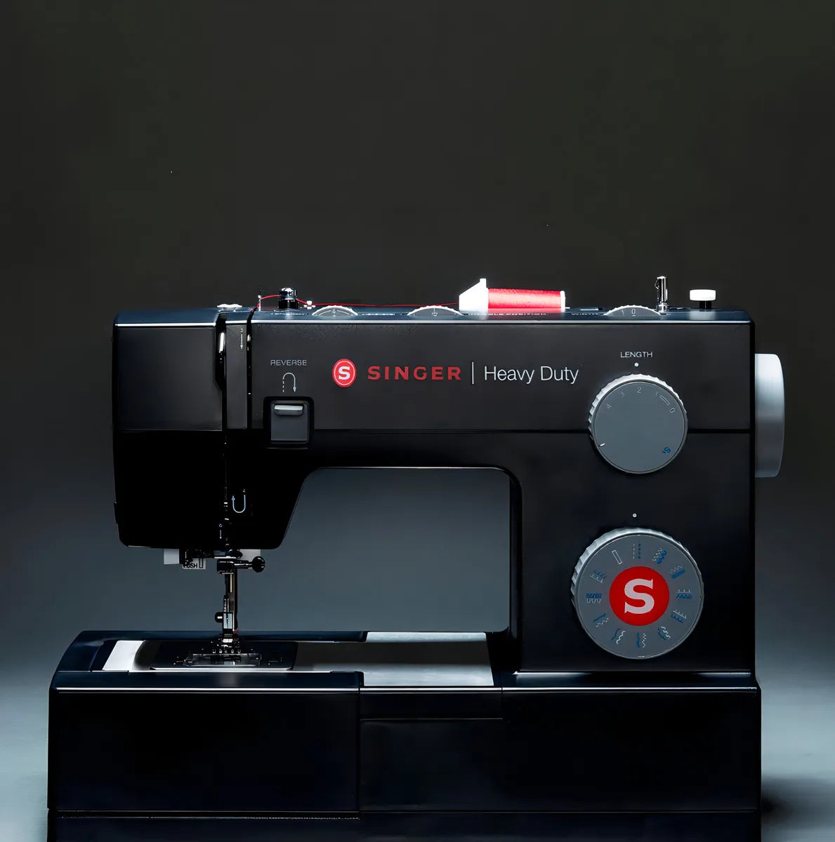 MAQUINA COSTURA SINGER HD 4423 220V preta