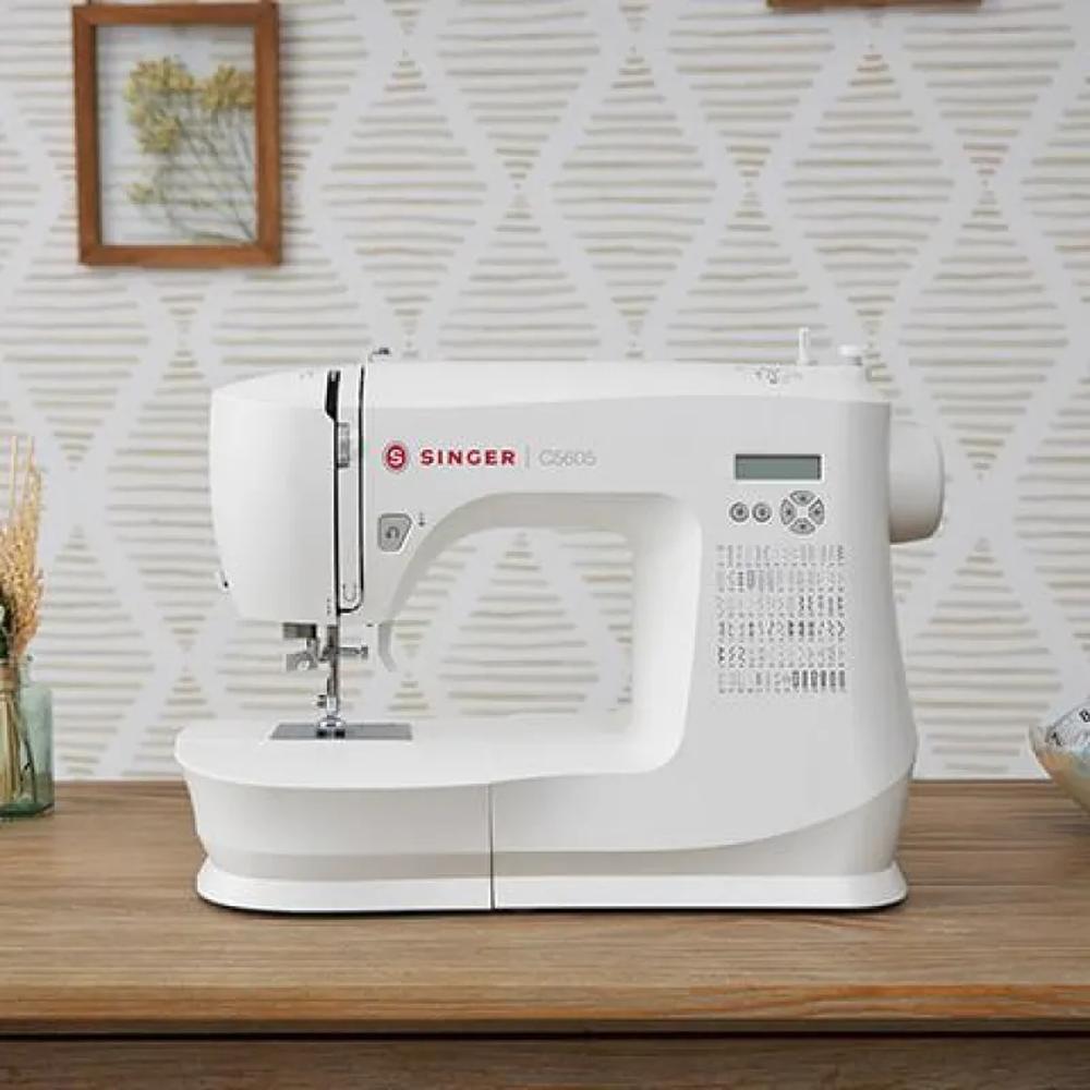 MAQUINA COSTURA 220V SINGER C5605